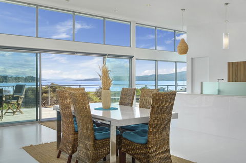 Sunset Bay Escape - Sunshine Coast Tourism 17