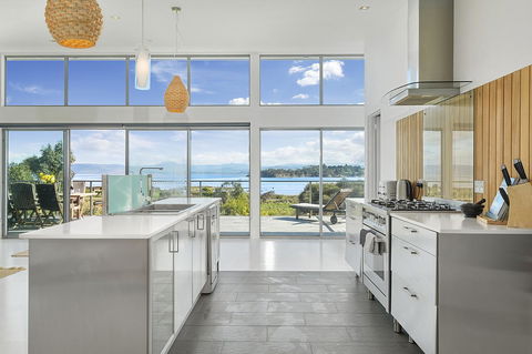 Sunset Bay Escape - Sunshine Coast Tourism 22