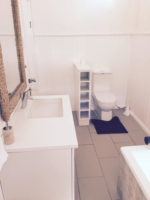 The Ultimate Beach House - Sunshine Coast Tourism 14