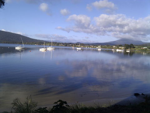 Driftwood - Sunshine Coast Tourism 0