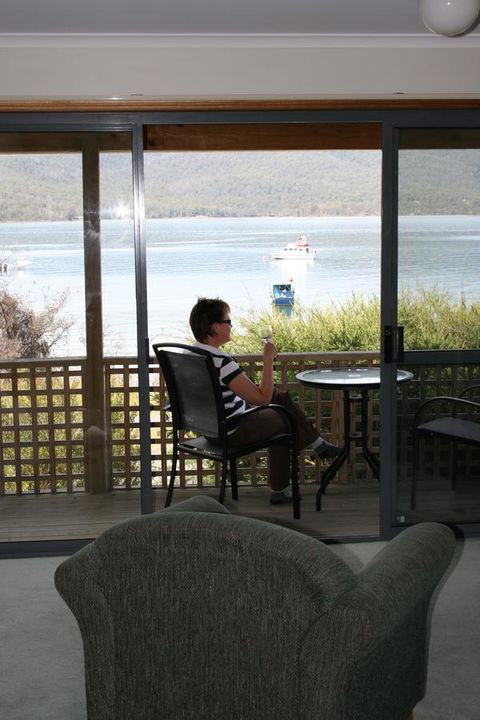 Driftwood - Sunshine Coast Tourism 5