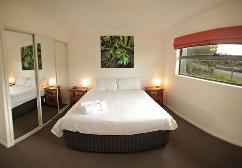 Driftwood - Sunshine Coast Tourism 8