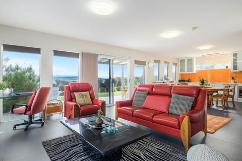 Manfield Seaside Bruny Island - Sunshine Coast Tourism 4