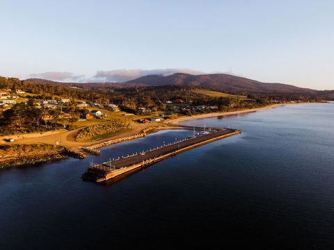 Manfield Seaside Bruny Island - Sunshine Coast Tourism 23