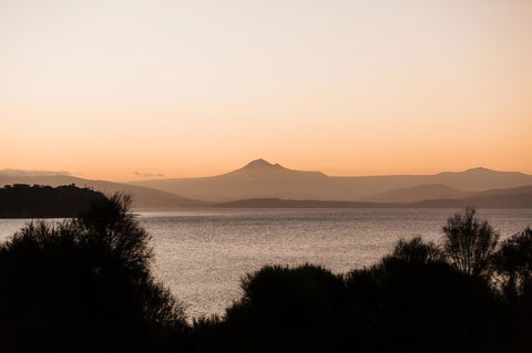 Manfield Seaside Bruny Island - Sunshine Coast Tourism 30