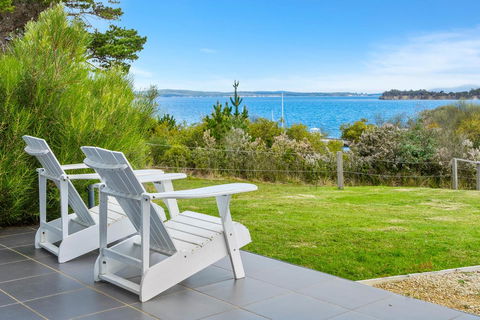 Manfield Seaside Bruny Island - Sunshine Coast Tourism 18