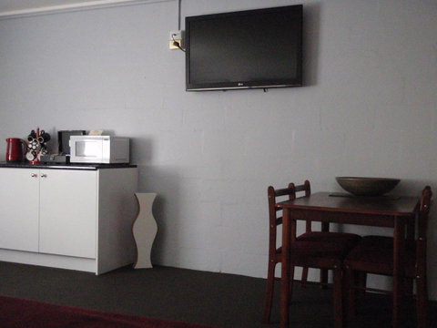West Coaster Motel - Sunshine Coast Tourism 19