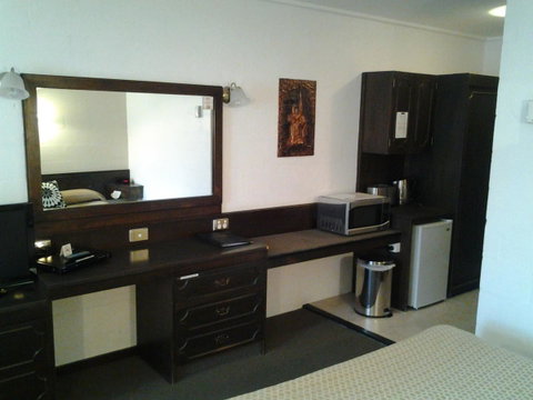 West Coaster Motel - Sunshine Coast Tourism 9