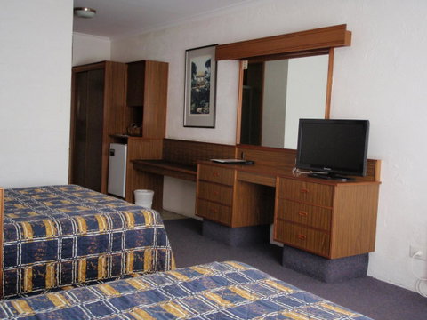 West Coaster Motel - Sunshine Coast Tourism 25