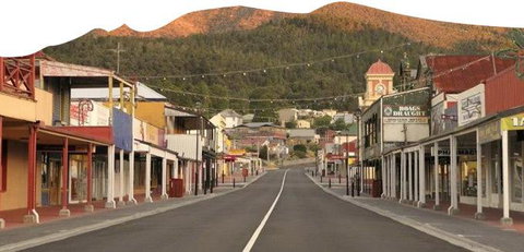 West Coaster Motel - Sunshine Coast Tourism 3