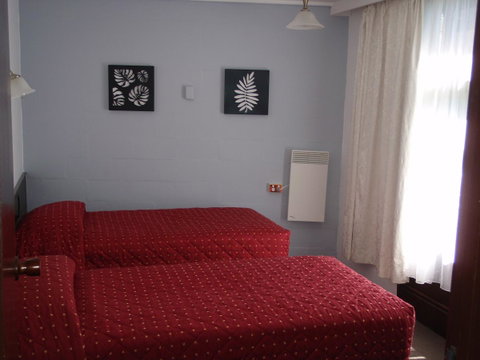 West Coaster Motel - Sunshine Coast Tourism 16