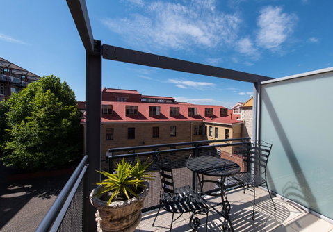 Sullivans Cove Apartments - Sunshine Coast Tourism 16