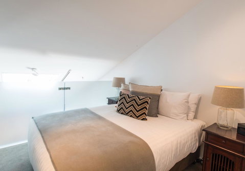 Sullivans Cove Apartments - Sunshine Coast Tourism 14