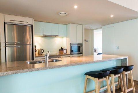 Sullivans Cove Apartments - Sunshine Coast Tourism 4