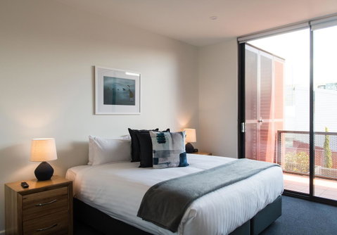 Sullivans Cove Apartments - Sunshine Coast Tourism 40