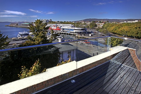 Sullivans Cove Apartments - Sunshine Coast Tourism 39