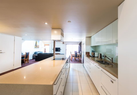 Sullivans Cove Apartments - Sunshine Coast Tourism 13