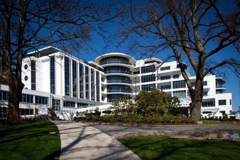 Mantra Charles Hotel - Sunshine Coast Tourism 9
