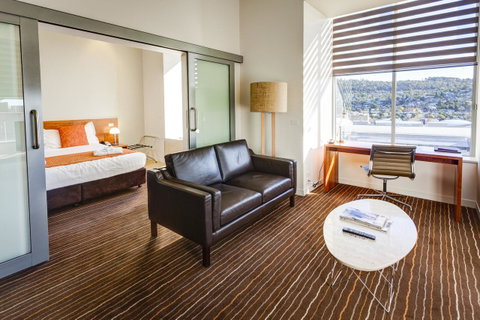 Mantra Charles Hotel - Sunshine Coast Tourism 43