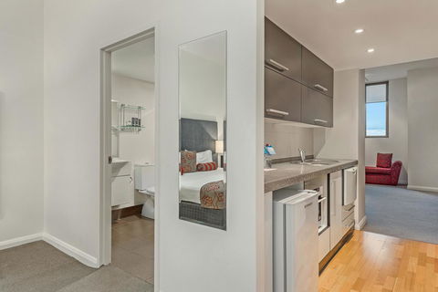 Mantra One Sandy Bay Road - Holiday Sunshine Coast 9