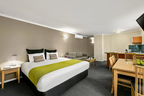 Hobart Waterfront Apartments - Sunshine Coast Tourism 2