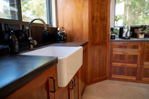 Adventure Bay Retreat Bruny Island - Holiday Sunshine Coast 25