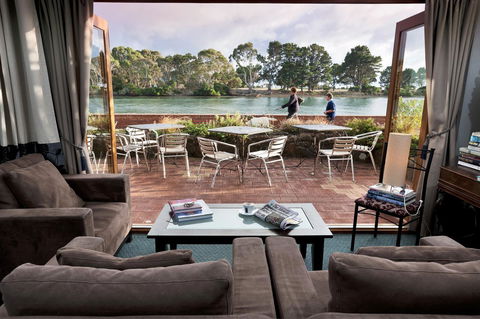 The Waterfront Wynyard - Sunshine Coast Tourism 8