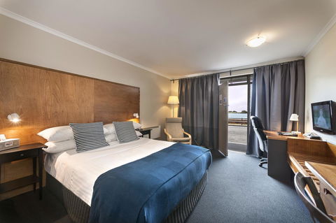 The Waterfront Wynyard - Sunshine Coast Tourism 27