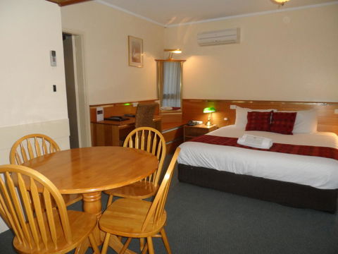 Commodore Regent - Sunshine Coast Tourism 29