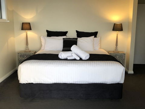 SEA EAGLE COTTAGE Amazing Views Of Bay Of Fires - Holiday Sunshine Coast 4