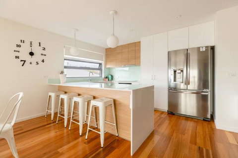 Kangaroo Bay Apartments - Sunshine Coast Tourism 40