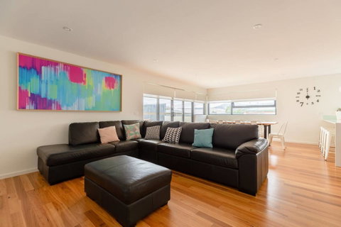 Kangaroo Bay Apartments - Sunshine Coast Tourism 33