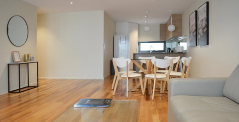 Kangaroo Bay Apartments - Sunshine Coast Tourism 14