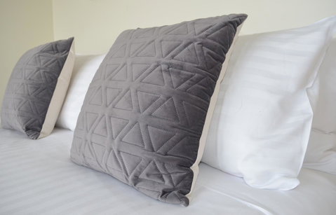 Kangaroo Bay Apartments - Sunshine Coast Tourism 2