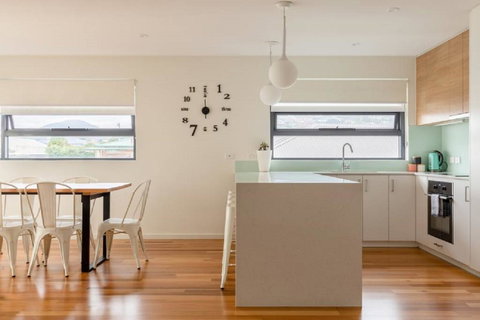 Kangaroo Bay Apartments - Sunshine Coast Tourism 36