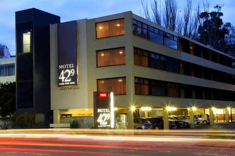 Motel 429 - Sunshine Coast Tourism 0