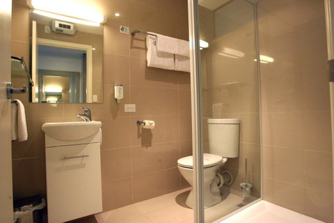 Motel 429 - Sunshine Coast Tourism 29