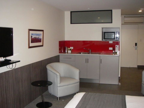 Motel 429 - Sunshine Coast Tourism 35