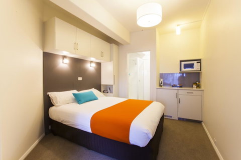 Motel 429 - Sunshine Coast Tourism 36