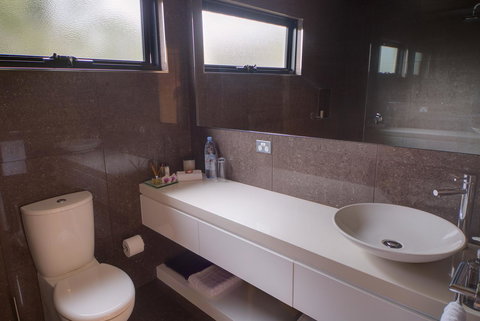 Amare Beachside Luxury - Holiday Sunshine Coast 14