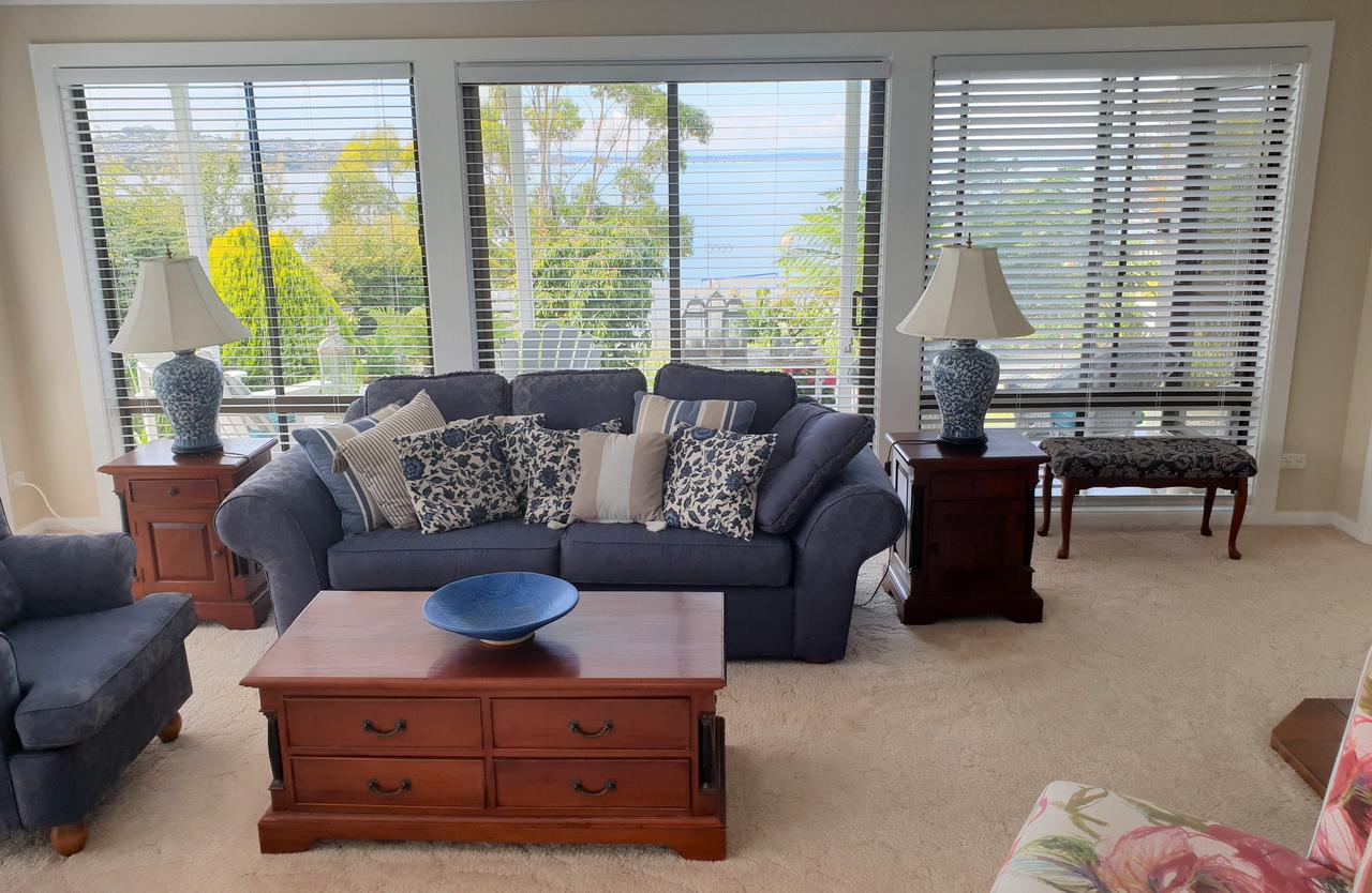 Penna TAS Holiday Sunshine Coast