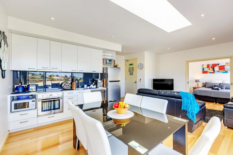 Bellerive Marina View Apartments NO 27 - Sunshine Coast Tourism 0
