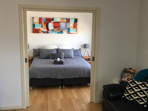 Bellerive Marina View Apartments NO 27 - Sunshine Coast Tourism 12
