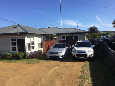 Driftwood-Cottage - Sunshine Coast Tourism 15