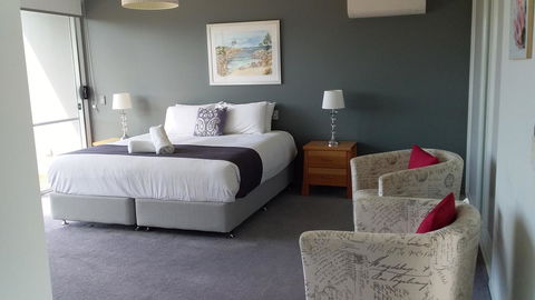 Pelican Point Sanctuary - Sunshine Coast Tourism 15