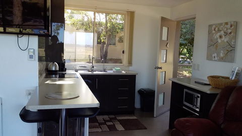 Pelican Point Sanctuary - Sunshine Coast Tourism 26