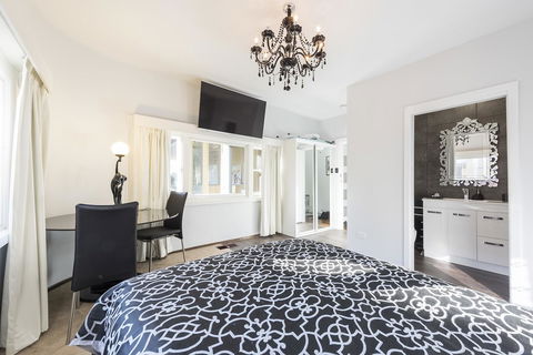 Jones On Wilson Boutique B&B - Sunshine Coast Tourism 19