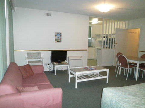 Parklane Motel - Sunshine Coast Tourism 37