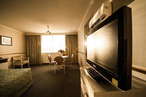 Parklane Motel - Sunshine Coast Tourism 19
