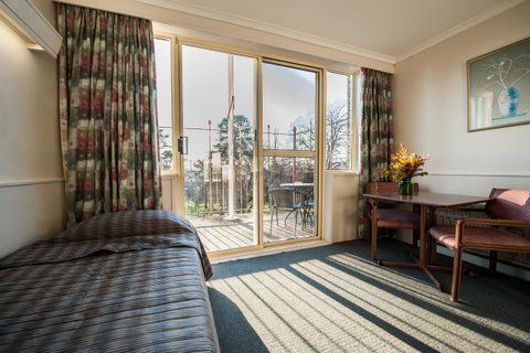 Parklane Motel - Sunshine Coast Tourism 9